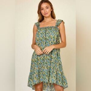Ces Femme sleeveless ruffle smock floral dress
